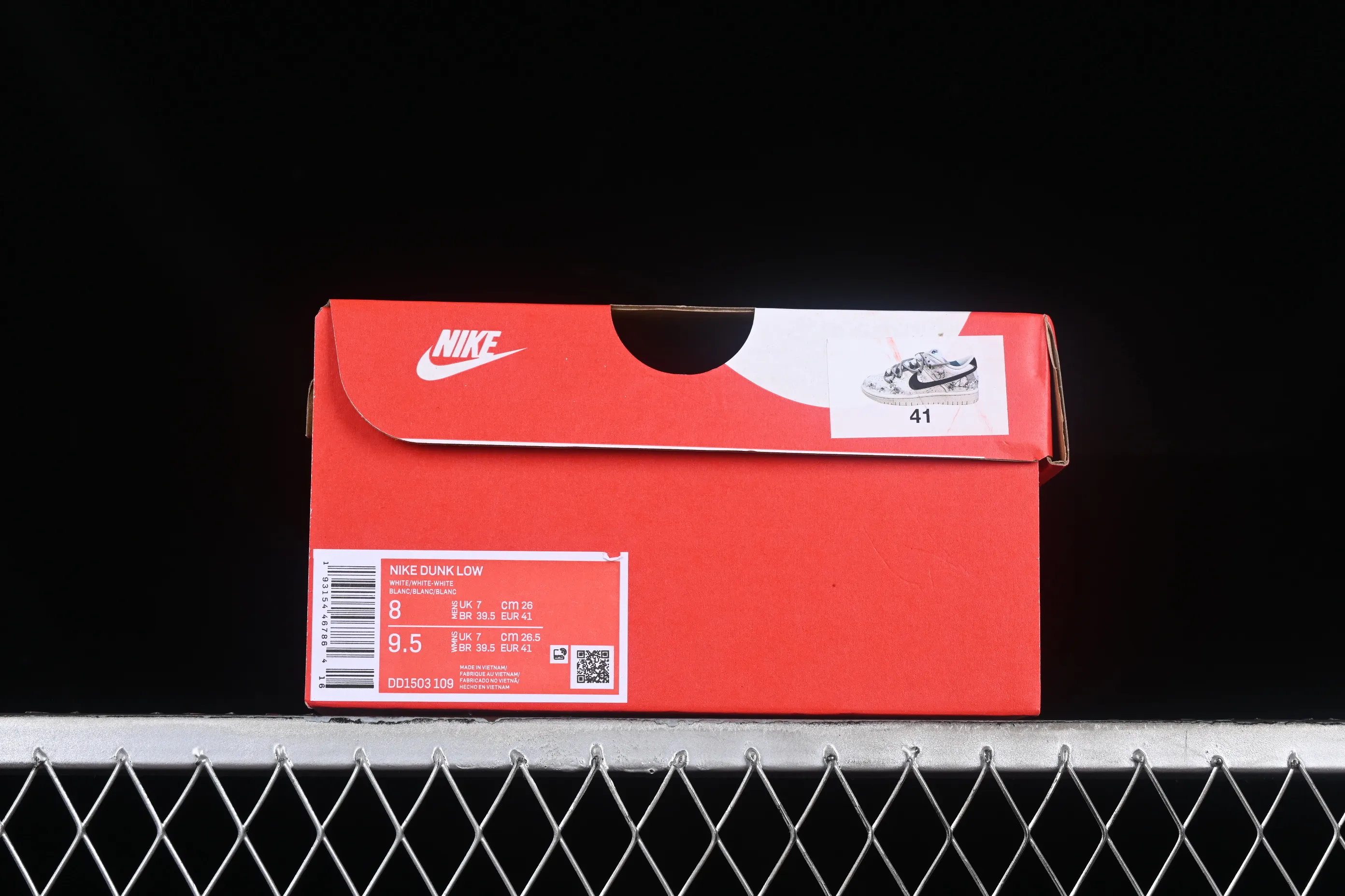All categories Nk SB Dunk series Nk SB Dunk Low low-top sneakers Nk Dunk Low Chinese style ink painting black and white gray Da Vinci custom SB strap low-top casual sneakers DD1503-109
